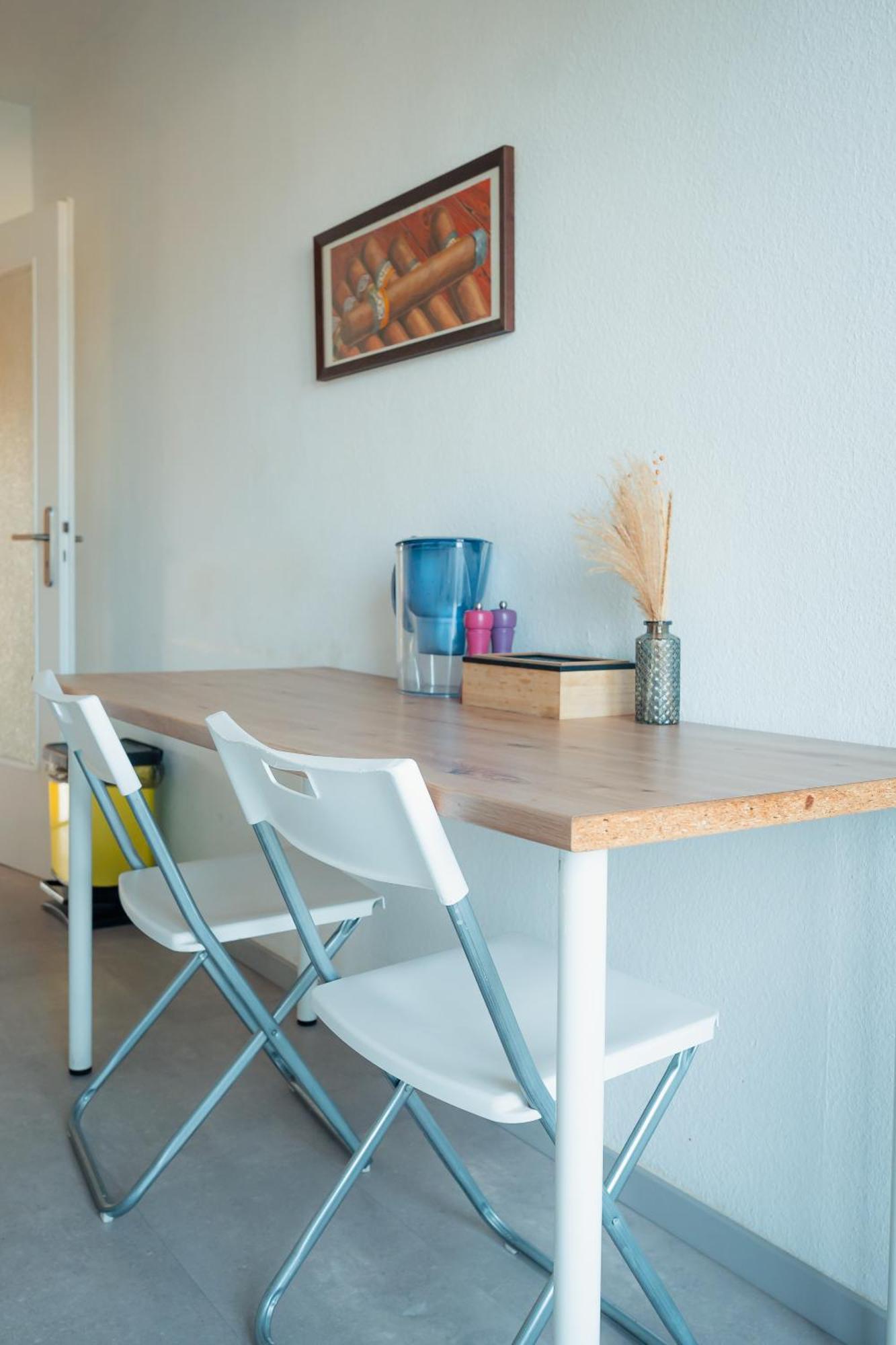 N4 Centrally Located 3-room With Balcony Or Individual * Karlsruhe